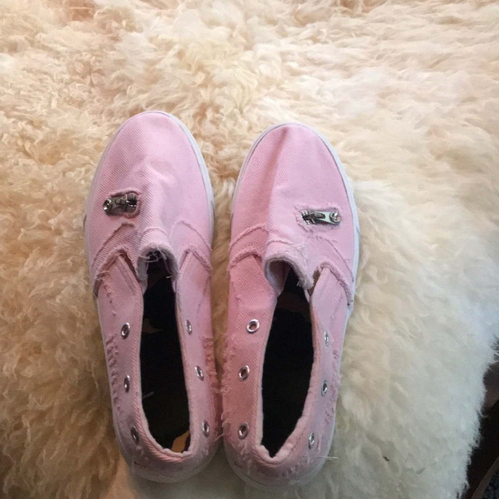 Shoes pink brand new
